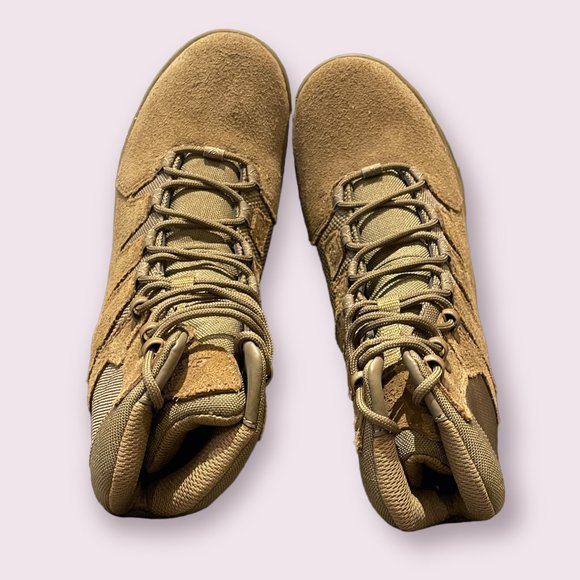 NIB Bates E05580 Men's Maneuver Hot Weather Boots - Vibram Soles - Size 4 - Picture 8 of 8